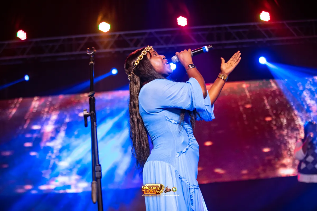 Victoria Chidozie · photographs 5