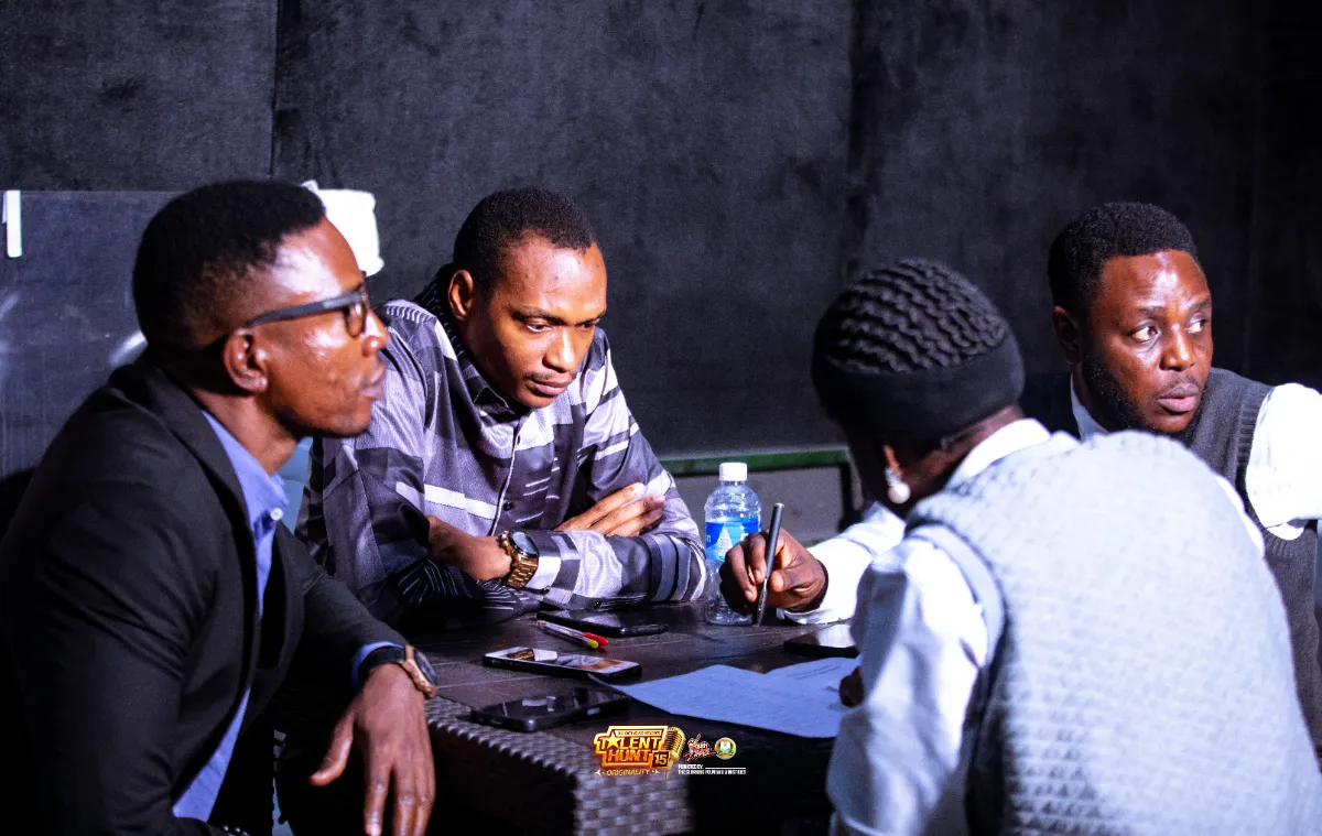 Franka kobiwhuo · photographs 16