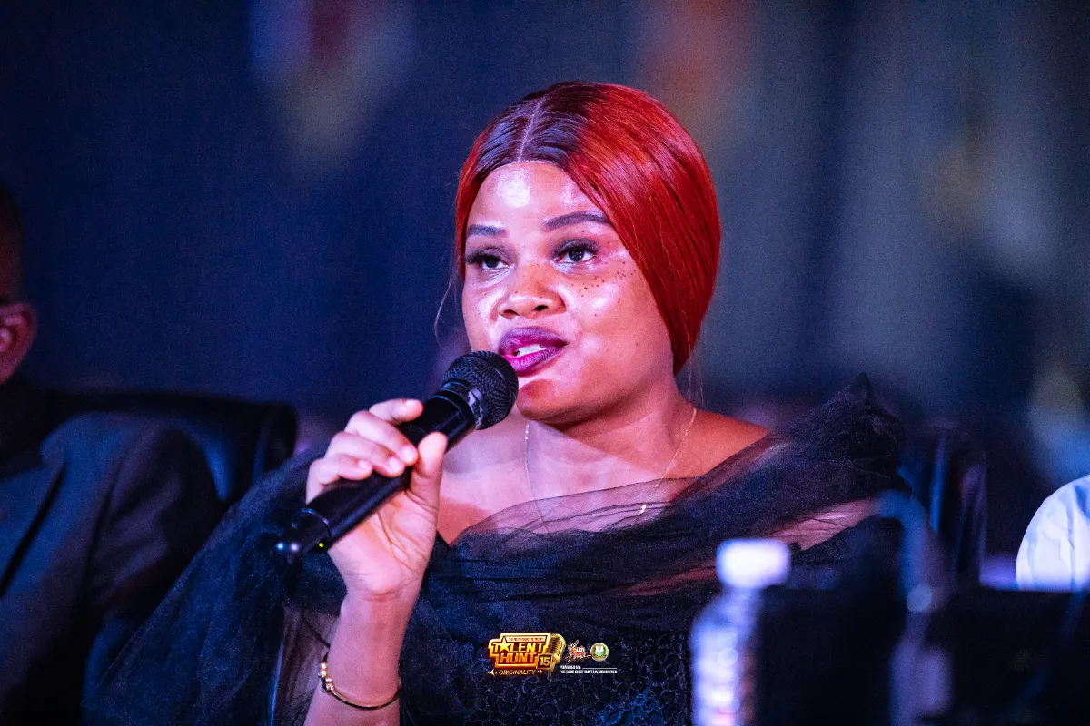 Ojumah Gideon Ikechukwu · photographs 8