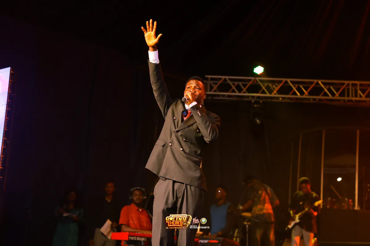 Ojumah Gideon Ikechukwu · photographs 13